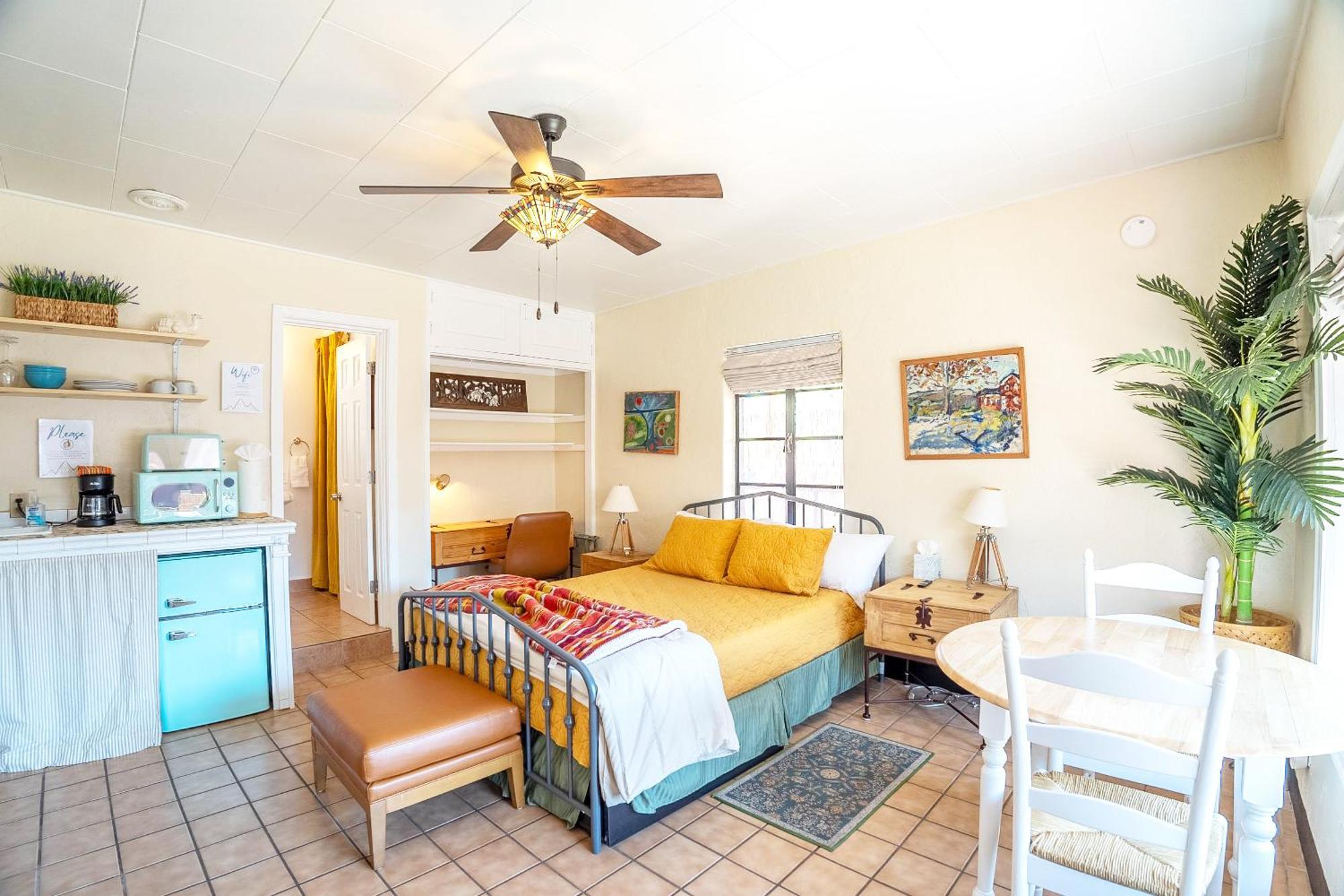 Historic 2 Blocks From The Uofa, Summer Rates! Hébergement de vacances Tucson